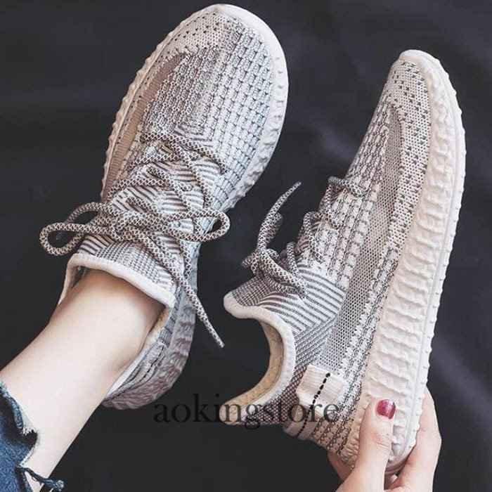 メンズファッション 送料無料 沖縄は1000円 スニーカー メンズ 白 黒 おしゃれ ウォーキングシューズ 靴 軽量 厚底 疲れにくい ランニングシューズ 夏 通気性 スポーツ ジョギングシューズ 8quewjn1v3 Oldmcdonaldfishcamp Com