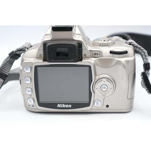Nikon デジタル一眼レフカメラ D40 レンズキット シルバー Nikon デジタル一眼レフカメラ D40 レンズキット シルバー