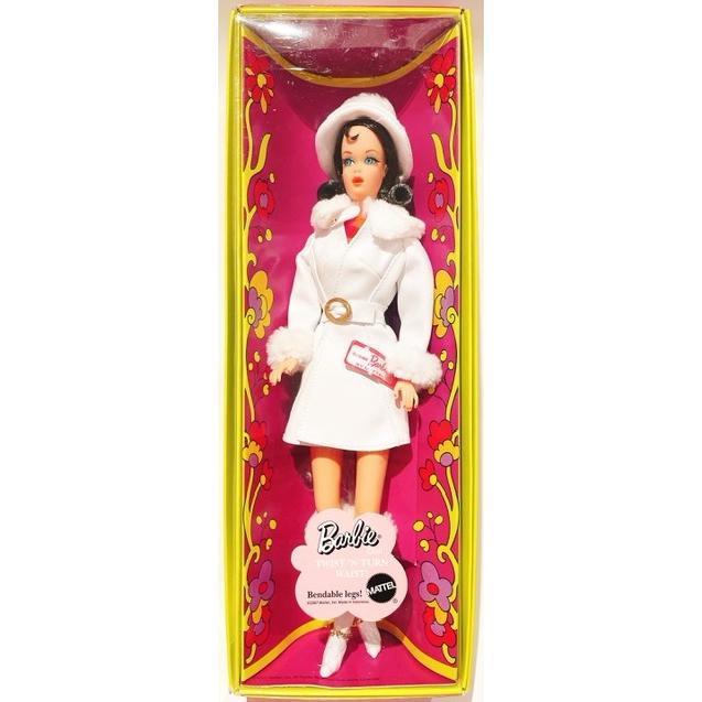 Red, White 'n Warm Barbie Doll -レッド、ホワイトアンドウォーム