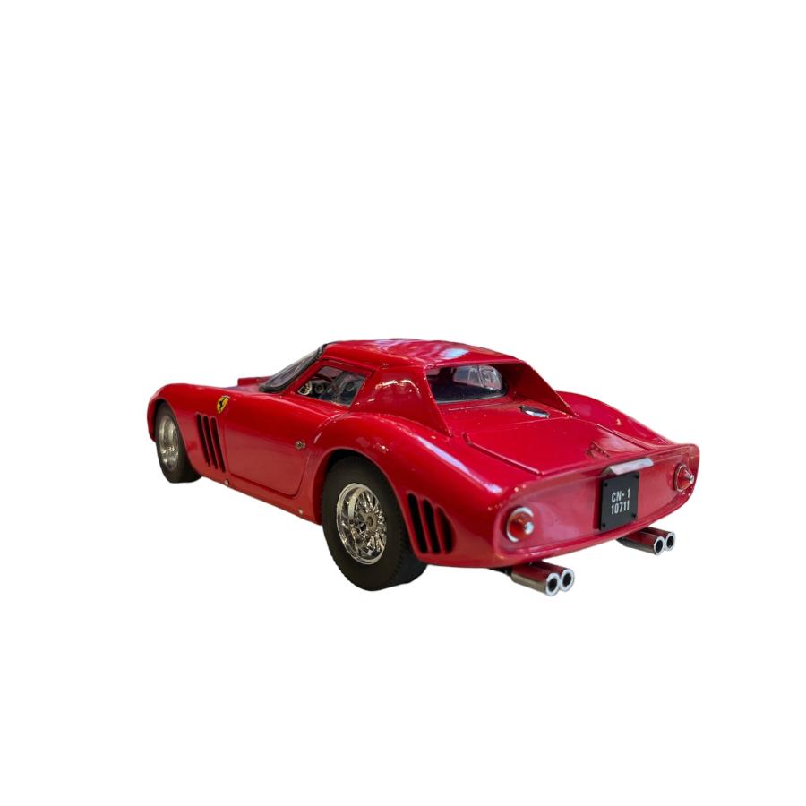 京商1/43 フェラーリ250GTOダイキャストモデル Kyosho 1:43 フェラーリ250 GTO第19位24ルマン1962 05121A