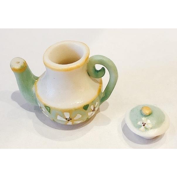 ドールハウス ミニチュア食器 ティーポット陶磁器製 淡いグリーン 