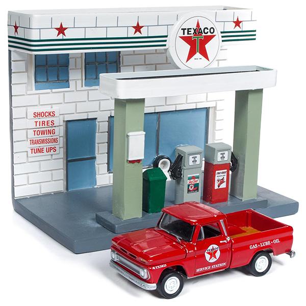 JOHNNY LIGHTNING 1:64 Texaco Station Diorama with 1965 Chevrolet Pickup ミニカー｜suzuyatoy｜02