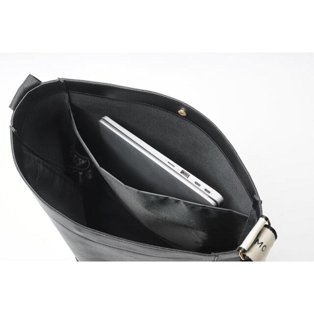 MOUSSY ONE HANDLE BA（大型本） MOUSSY ONE HANDLE BAG BOOK (宝島社ブランドブック) | 宝島社 |本