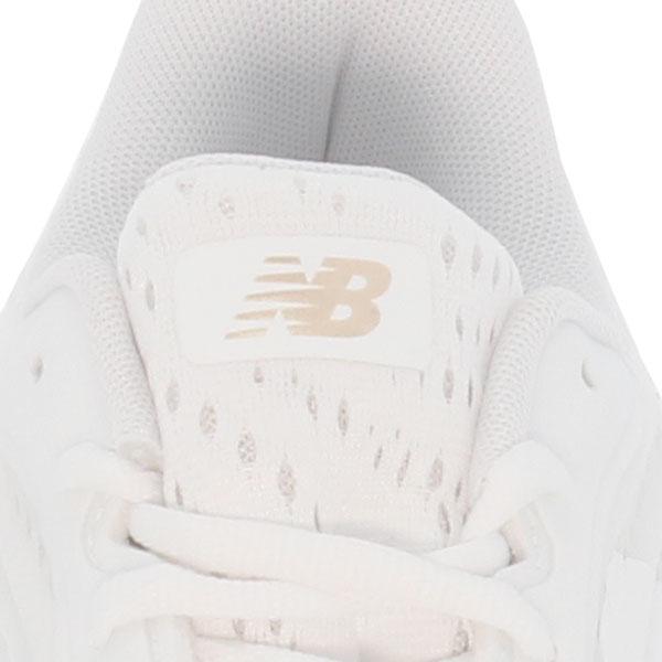 New Balance ホワイト スパイク New Balance ホワイト スパイク - メルカリ