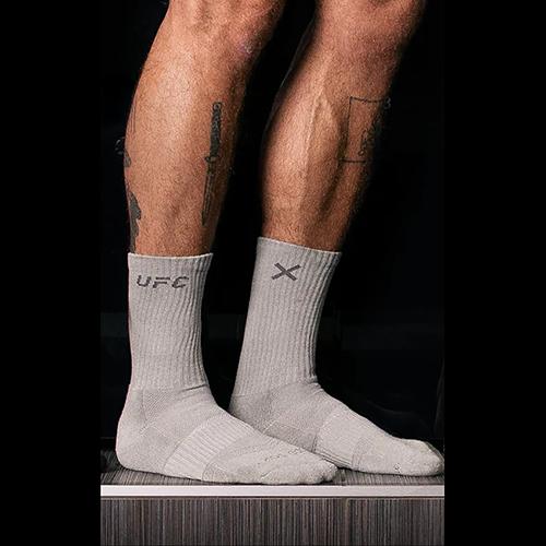ラージ フィート ソックス UFC BASIX BLACK RED 22285UFCMC | ODD SOX | 01