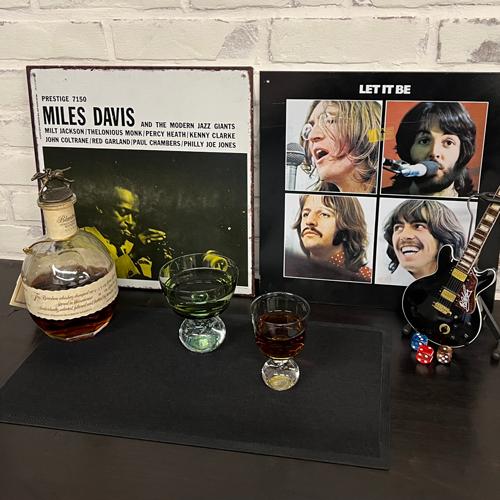 ＜吸水タイプ ラバー バーマット＞　吸水性のある バー マット　 ソリッド ブラック　バーグッズ　430x230x2mm　バーテンダー絶賛の作業性 |  | 05