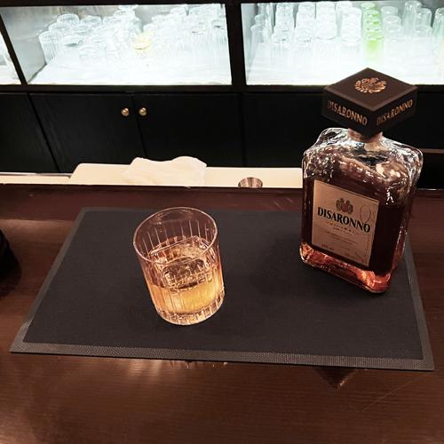 ＜吸水タイプ ラバー バーマット＞　吸水性のある バー マット　 ソリッド ブラック　バーグッズ　430x230x2mm　バーテンダー絶賛の作業性 |  | 07