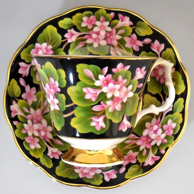 ロイヤルアルバート Royal Albert 1975年 プロヴィンシャル フラワーズ メイフラワー カップ ソーサー 未使用 廃版品 1146 スワン アンティークス 通販 Yahoo ショッピング