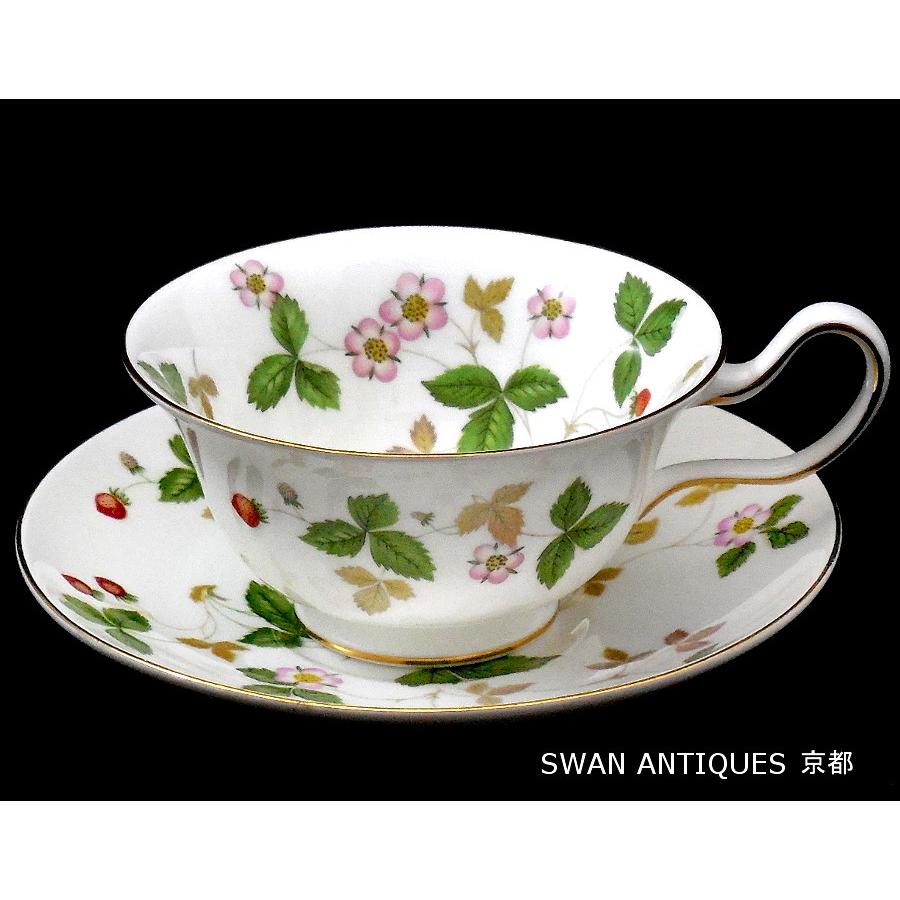 ウェッジウッド Wedgwood 英国製 壺印 ワイルドストロベリー ティーカップ＆ソーサー ピオニー 未使用｜swan-antiques｜02