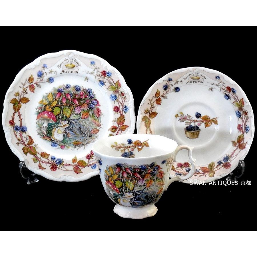 ロイヤルドルトン Royal Doulton　ブランブリーヘッジ オータム カップ＆ソーサー＆プレート トリオ 未使用｜swan-antiques｜02