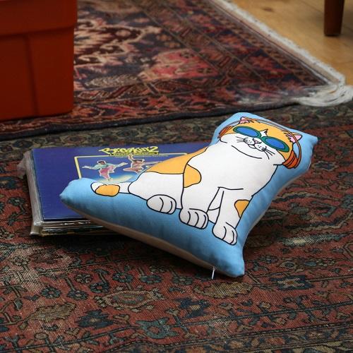 ミドリコマツ キャット ブルー エンジョイ C＆D クラブ クッション MIDORI KOMATSU  The Enjoy C＆D Club Cushion 2407 | DETAIL | 03