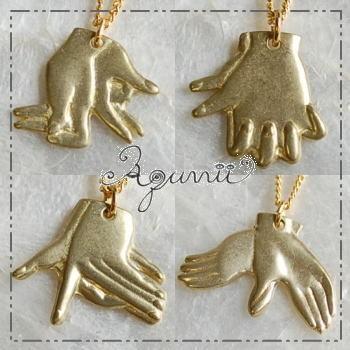 aquvii（アクビ） Handshadow Necklace 影絵を作る手をモチーフにした 