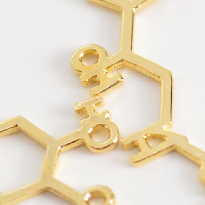 ガーグル イヤリング Gargle 化学式 ゴールド アドレナリン Er1810h 3552g 化学式 アクセサリー Ge Swaps 通販 Yahoo ショッピング