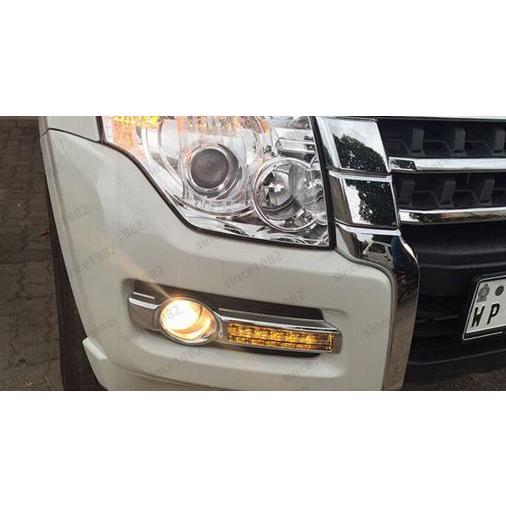 クリアランス買付 三菱 パジェロ フロント フォグランプ LED ハロゲン 後期 セット V97W V93W V98W 左右セット