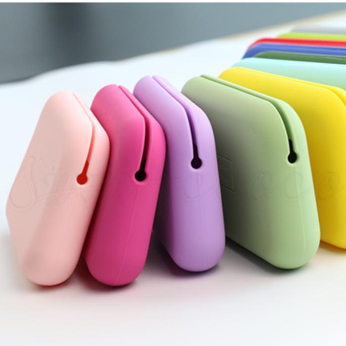 イヤホンケース シリコンケース 鍵入れ 便利グッズ 小物入れ マルチ Usb 無地 旅行 マカロン風 収納用品 送料無料 zk1017 スウィートコッコ 通販 Yahoo ショッピング