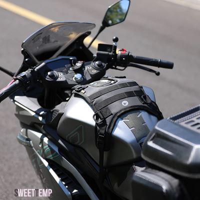 互換品 8L バイク燃料タンクバッグセット オイルタンクバッグ ツーリング用バックパック モトクロス用 汎用 ベース付き アウトドア用パック_6