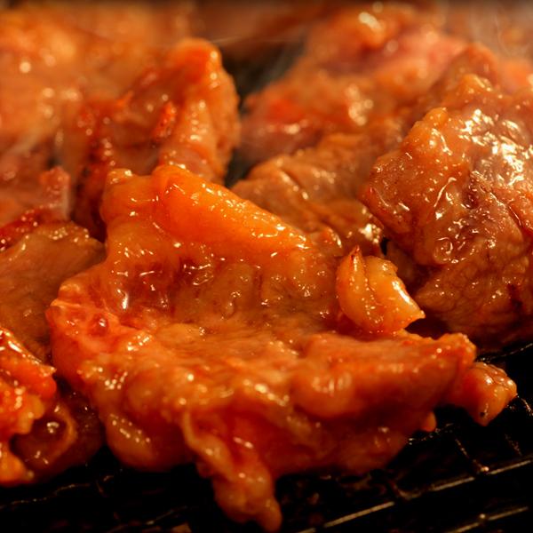 中落ちカルビ 500ｇ 秘伝のタレ 味付け 牛霜降 焼肉 冷凍商品 |  | 01