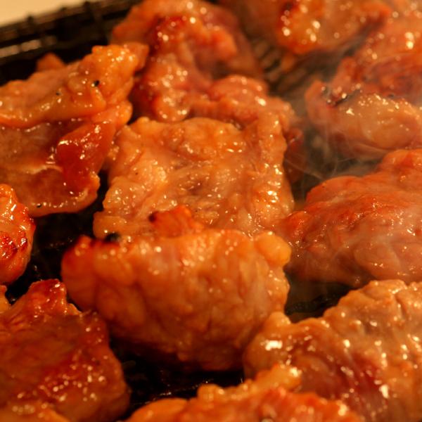 中落ちカルビ 500ｇ 秘伝のタレ 味付け 牛霜降 焼肉 冷凍商品 |  | 04