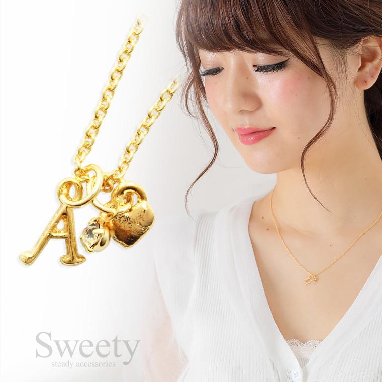 イニシャル ネックレス「A」「K」「M」「Y」 ハート＆イニシャル 全2色 