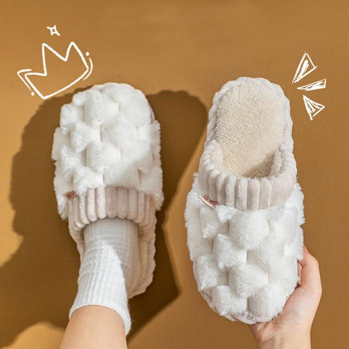 [1足990円！対象2点購入クーポンで]ルームシューズ ふわふわ スリッパ レディース フェイク ファー ムートン 風 おしゃれ トイレ 春 秋 冬 冷え防止 ^bm1193^ | Inbloom（日用品） | 04