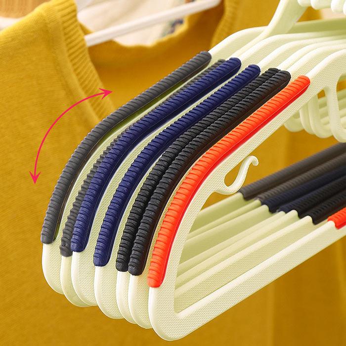 [まとめ買いで!最大55％OFF]ハンガー 多機能ハンガー かたくずれ防止 tシャツ 10本セット〜 滑らないハンガー 滑り止め 回転 省スペース スリム^bm1503^ | Inbloom（日用品） | 05
