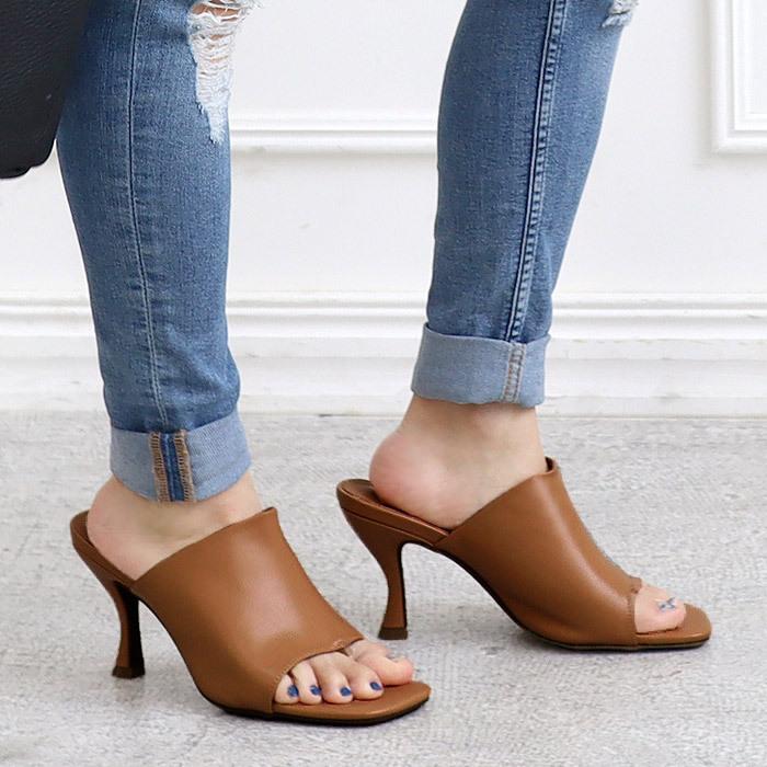 ブラウン ストラップ付きミュール 中ヒール ブラウン ストラップ付きミュール 中ヒール 楽天市場】ストラップ