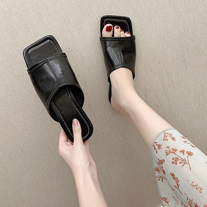 40％OFF→1374円！クーポンで！】スクエアトゥ フラット