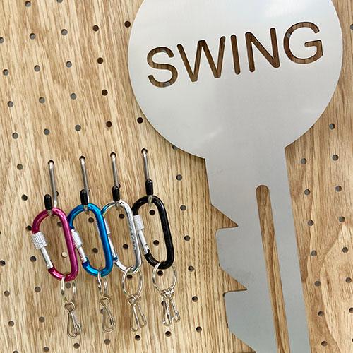 単色３個セット　ボルトロックカラビナキーホルダー　プチギフト　店舗用品　事務用品　防犯用品　防災用品　落下防止　紛失防止　業務用　備品　卸値 |  | 04