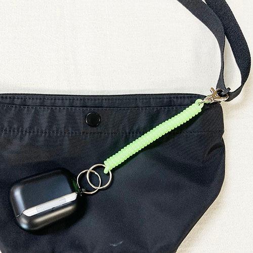 単色３個セット　夜光コイルキーホルダー　プチギフト　店舗用品　事務用品　防犯用品　防災用品　落下防止　紛失防止　業務用　備品　卸値 |  | 02