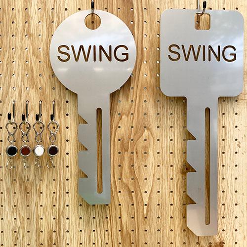 単色２個セット　レザーパッチリールキーホルダー　プチギフト　店舗用品　事務用品　防犯用品　防災用品　落下防止　紛失防止　業務用　備品　卸値 |  | 03