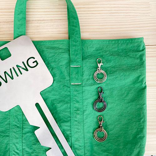 単色４個セット　３連リングレバーナスカンキーホルダー　プチギフト、店舗用品　事務用品　防犯用品　防災用品　落下防止　紛失防止　業務用　備品　卸値 |  | 04