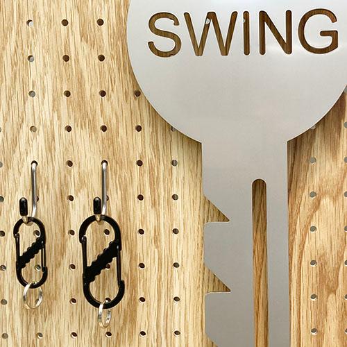 ３個セット　カラビナキーＷゲート　Ｍ　プチギフト　店舗用品　事務用品　防犯用品　防災用品　落下防止　紛失防止　業務用　備品　卸値 |  | 05