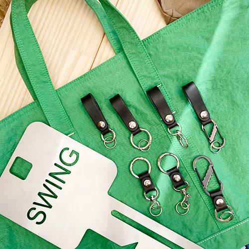 ２個セット　レザーベルトＷゲートカラビナキー　プチギフト　店舗用品　事務用品　防犯用品　防災用品　落下防止　紛失防止　業務用　備品　卸値 |  | 04