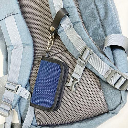 ２個セット レザーベルトピアスカラビナキー プチギフト 店舗用品 事務用品 防犯用品 防災用品 落下防止 紛失防止 業務用 備品 卸 |  | 03