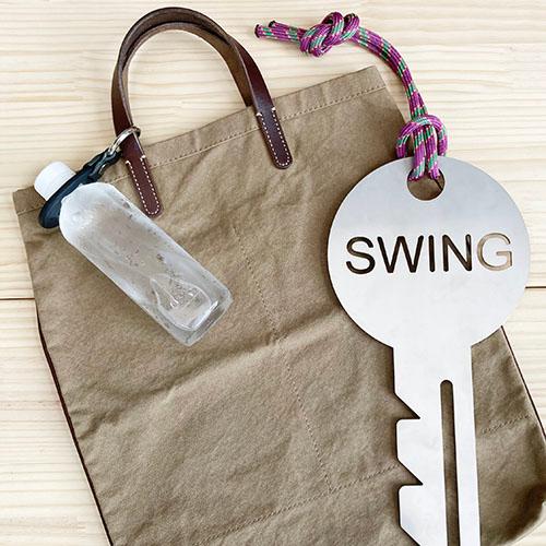 ２個セット レザーフックラバーペットボトルホルダー プチギフト 店舗用品 事務用品 防犯用品 防災用品 落下防止 紛失防止 業務用 備品 卸値 |  | 05