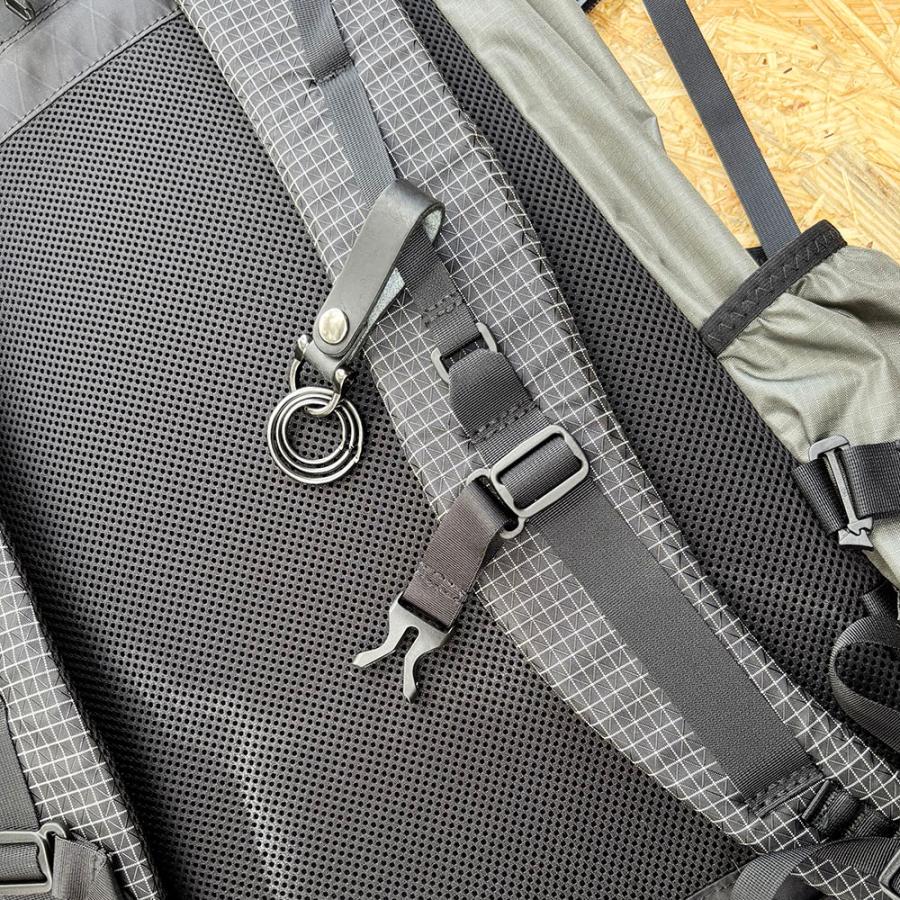 ２個セット レザーベルトシャックル３連リングキー 店舗用品 事務用品 防犯用品 防災用品 落下防止 紛失防止 業務用 備品 |  | 04