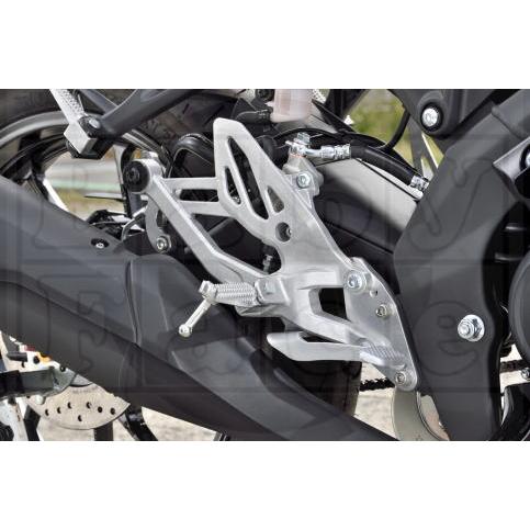 YZF-R125、YZF-R15 