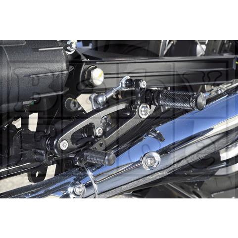 V7 850 '21〜23　パフォーマンスステップキット　2色あり！　ベビーフェイス | 