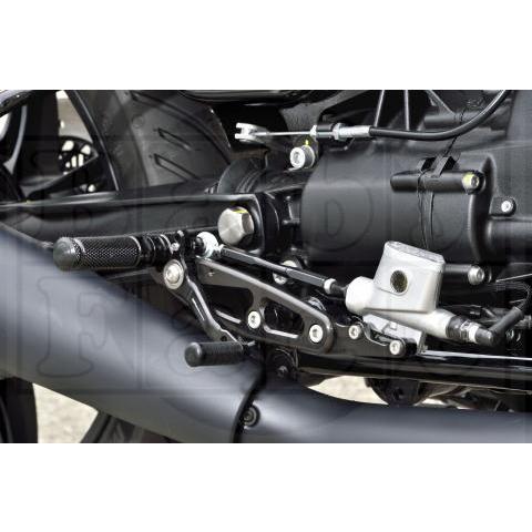 V7 850 '23〜　ARROWマフラー取り付け車両用　パフォーマンスステップキット　2色あり！　ベビーフェイス |  | 01