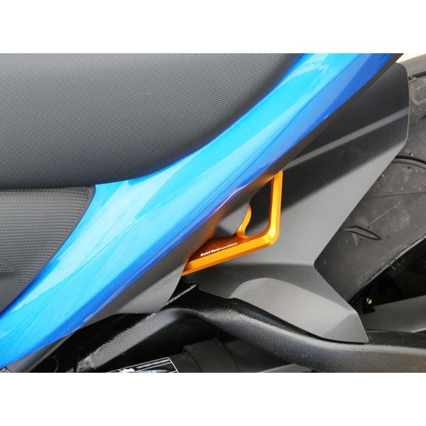 GSX-S1000 15〜20　レーシングフック　ゴールド　BABY FACE（ベビーフェイス） |  | 01