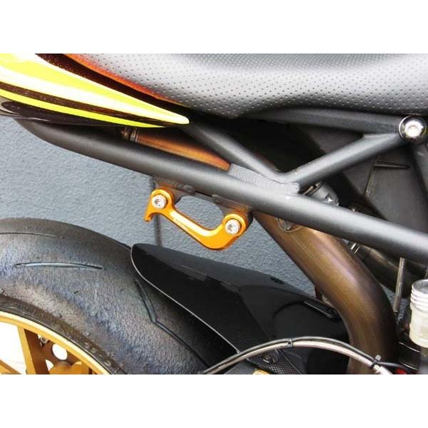 ベビーフェイス　デイトナ675　06〜12　レーシングフック　ブラック　荷物積載車載時に |  | 01