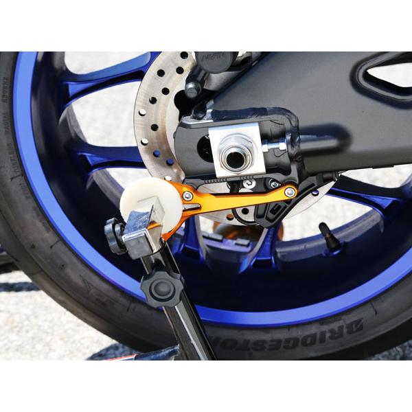 ベビーフェイス　MT-10 '17〜 スイングアームスタンドフックVtype　ゴールド |  | 01