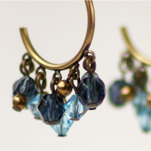 紅女　joncher　チェコビーズ　スワロフスキー フープピアス1　ブルー |  | 01