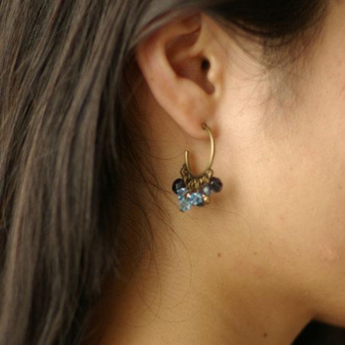 紅女　joncher　チェコビーズ　スワロフスキー フープピアス1　ブルー |  | 02