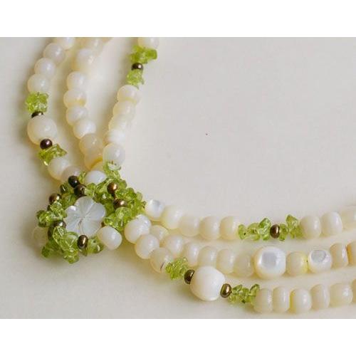 紅女　joncher　白蝶貝アシンメトリーネックレス（白蝶貝・ペリドット・淡水パール） |  | 01