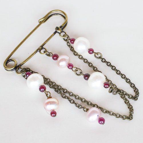 紅女　joncher　淡水パール・ガーネットカブトピン | 