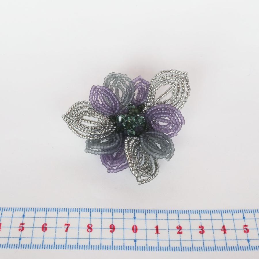紅女　joncher　ビーズフラワーブローチ（パープル）　ビーズを使ったお花のコサージュ型ブローチ |  | 01