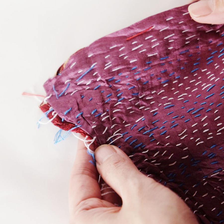 シサム工房　リサイクルサリーハンドステッチビッグストール（グレー×フューシャピンク) シルク１００％　一点ものです！ | シサム工房 | 05