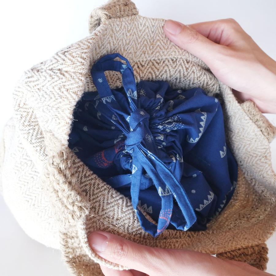 シサム工房　アース巾着バッグ（アースナチュラル・アースインディゴ）（フェアトレード商品）バッグインバッグとしてもオススメ。メール便対応商品 | シサム工房 | 01