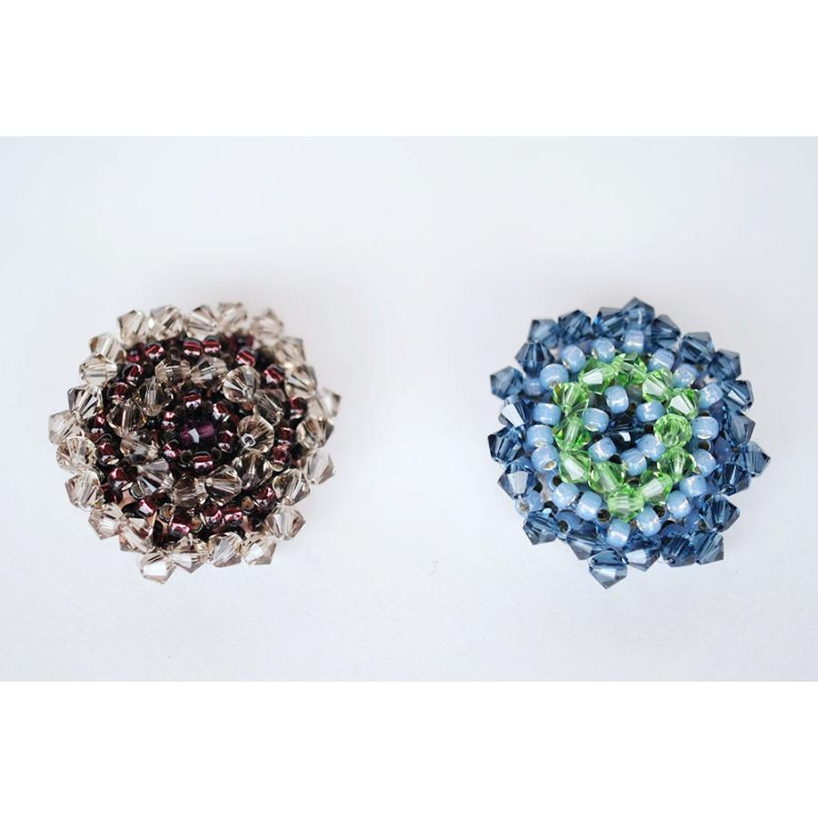 紅女　joncher　スワロフスキーバラ窓ブローチ（グレージュ　ブルー） | 